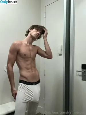 frankierossi / itsfrankierossi nude photo #0080