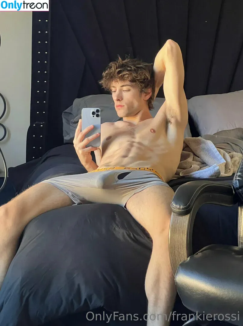 frankierossi голая photo #0001 (itsfrankierossi)
