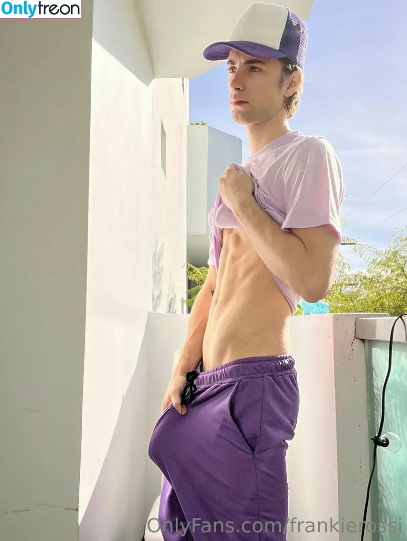 frankierossi голая photo #0002 (itsfrankierossi)