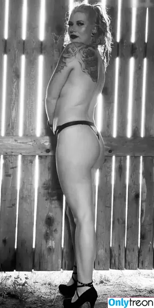 Franzi B / franzi_b_1609 / xxxFranzixxx nude photo #0043