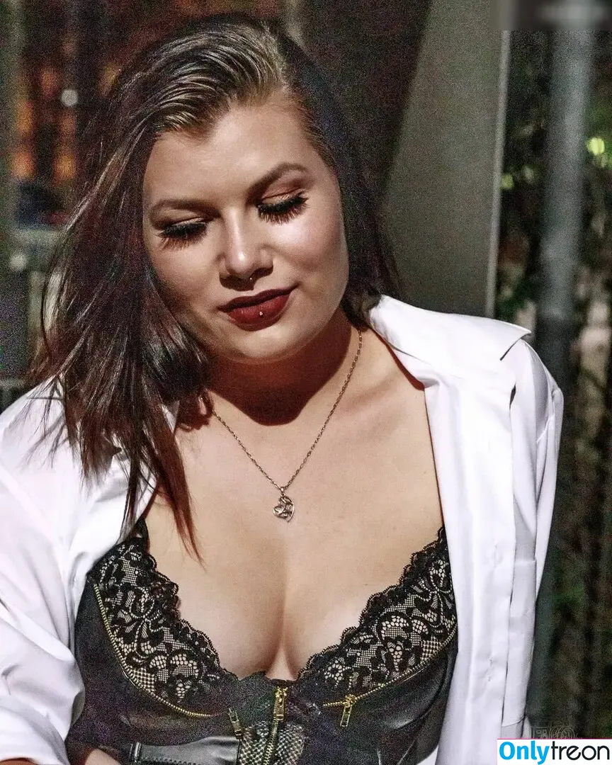 Franzi B nude photo #0016 (franzi_b_1609 / xxxFranzixxx)