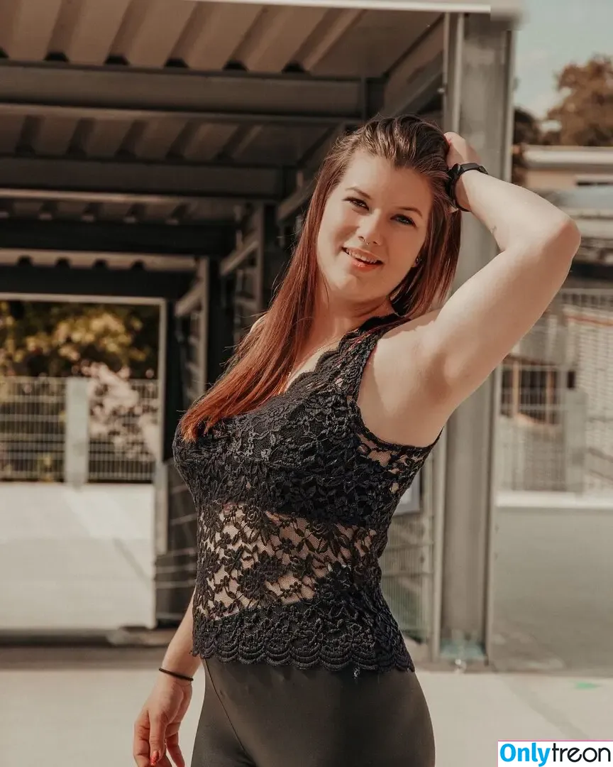 Franzi B nude photo #0018 (franzi_b_1609 / xxxFranzixxx)