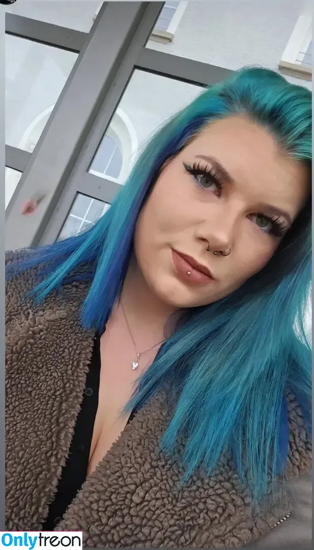 Franzi B nude photo #0047 (franzi_b_1609 / xxxFranzixxx)