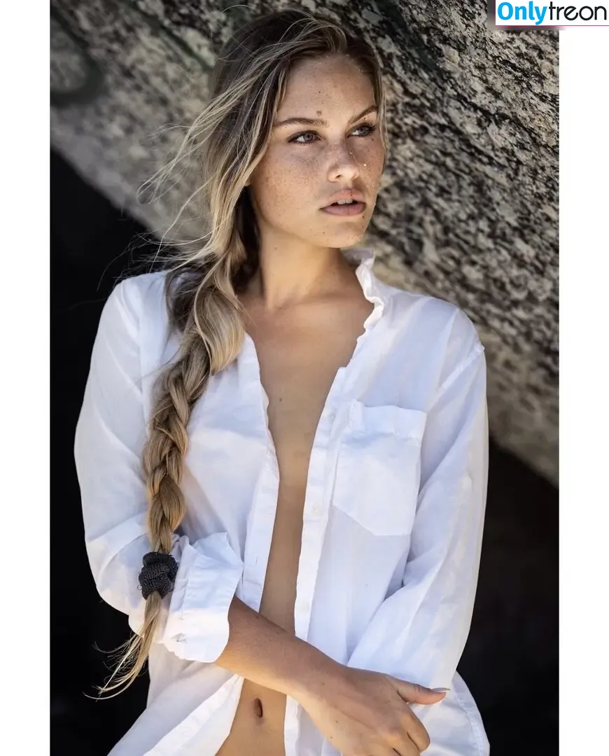 Franzi Dohn nude photo #0021 (franzidohn)