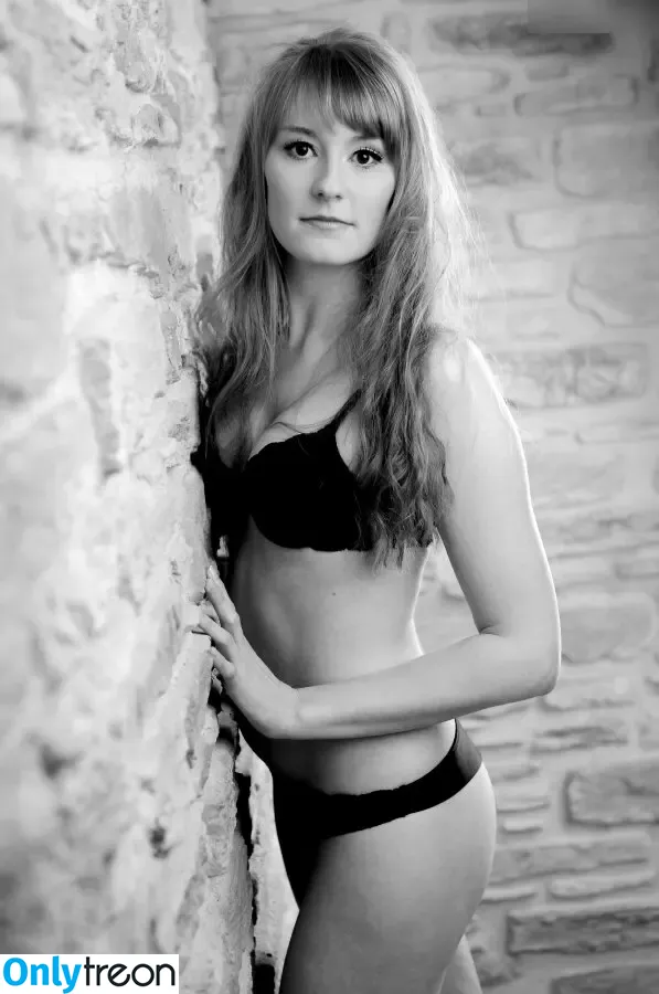 Franziska Zacher голая photo #0026 (Franziska Zacher)