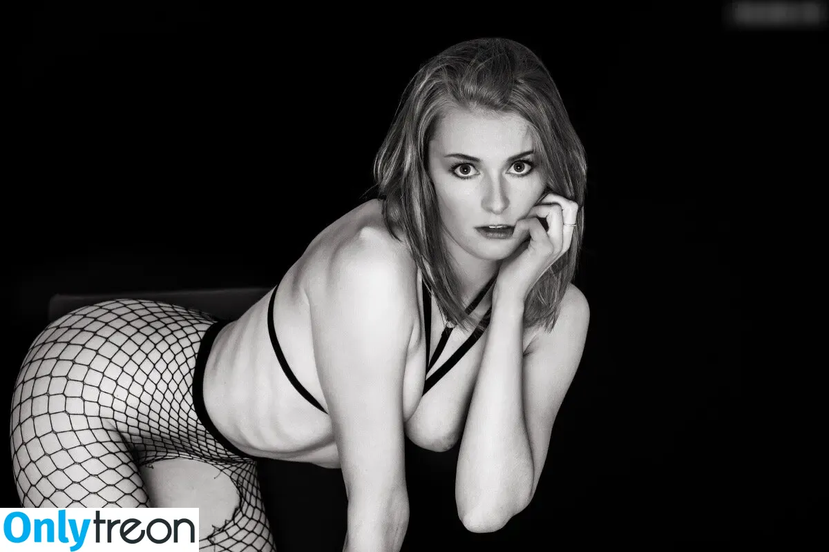 Franziska Zacher голая photo #0031 (Franziska Zacher)
