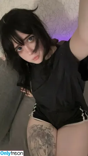 frauleinmilk / suisai.uwu / suisaiuwu nude photo #1280