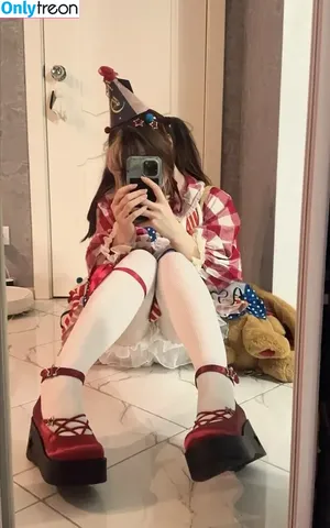 frauleinmilk / suisai.uwu / suisaiuwu nude photo #1300