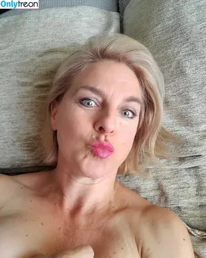 Frauleinschmitt / fraulein.schmitt nude photo #0036