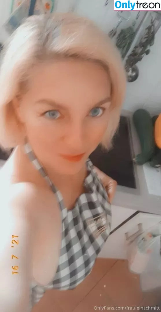 frauleinschmittfree nude photo #0059 (f00d4th0t)