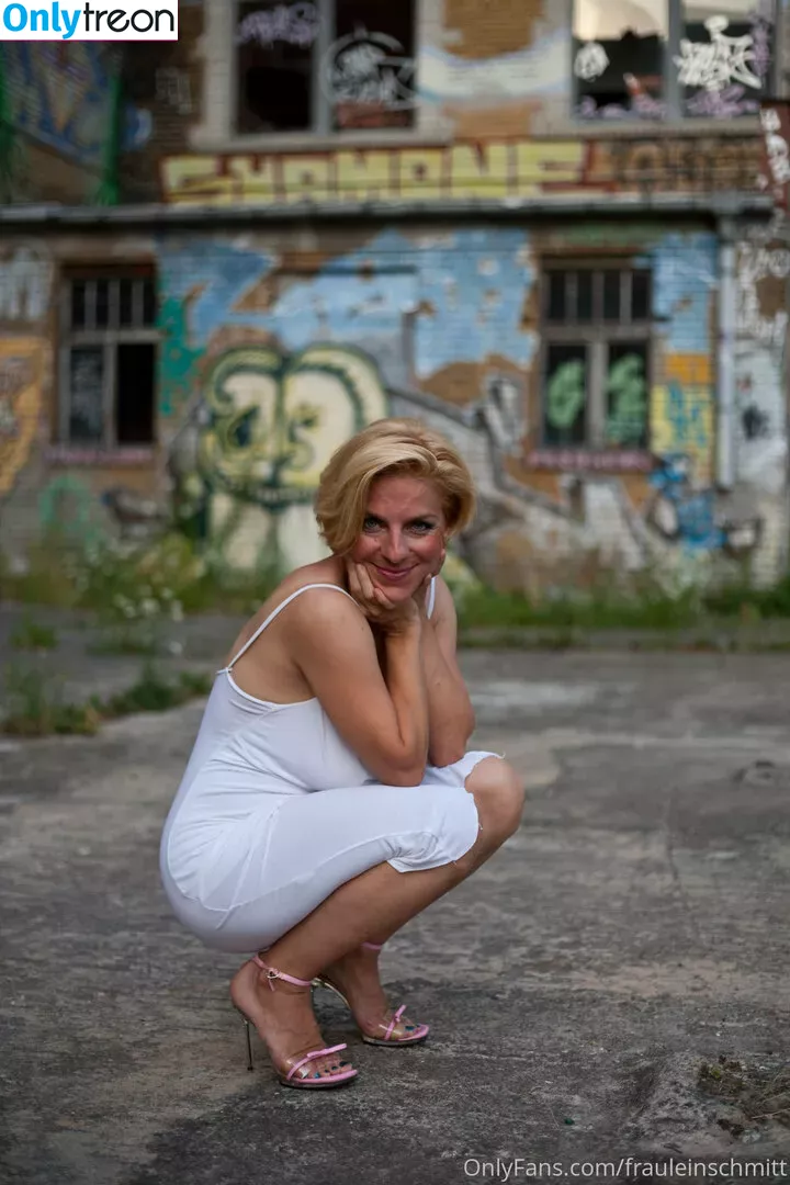 frauleinschmittfree nude photo #0086 (f00d4th0t)