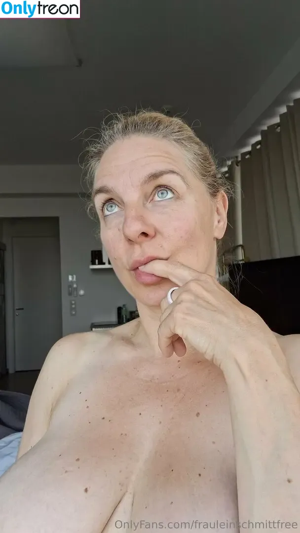 frauleinschmittfree nude photo #0107 (f00d4th0t)