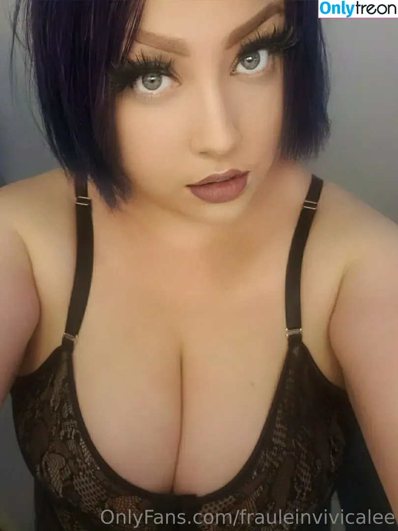 frauleinvivicalee nude photo #0047 (fraeulein_liebesklee)