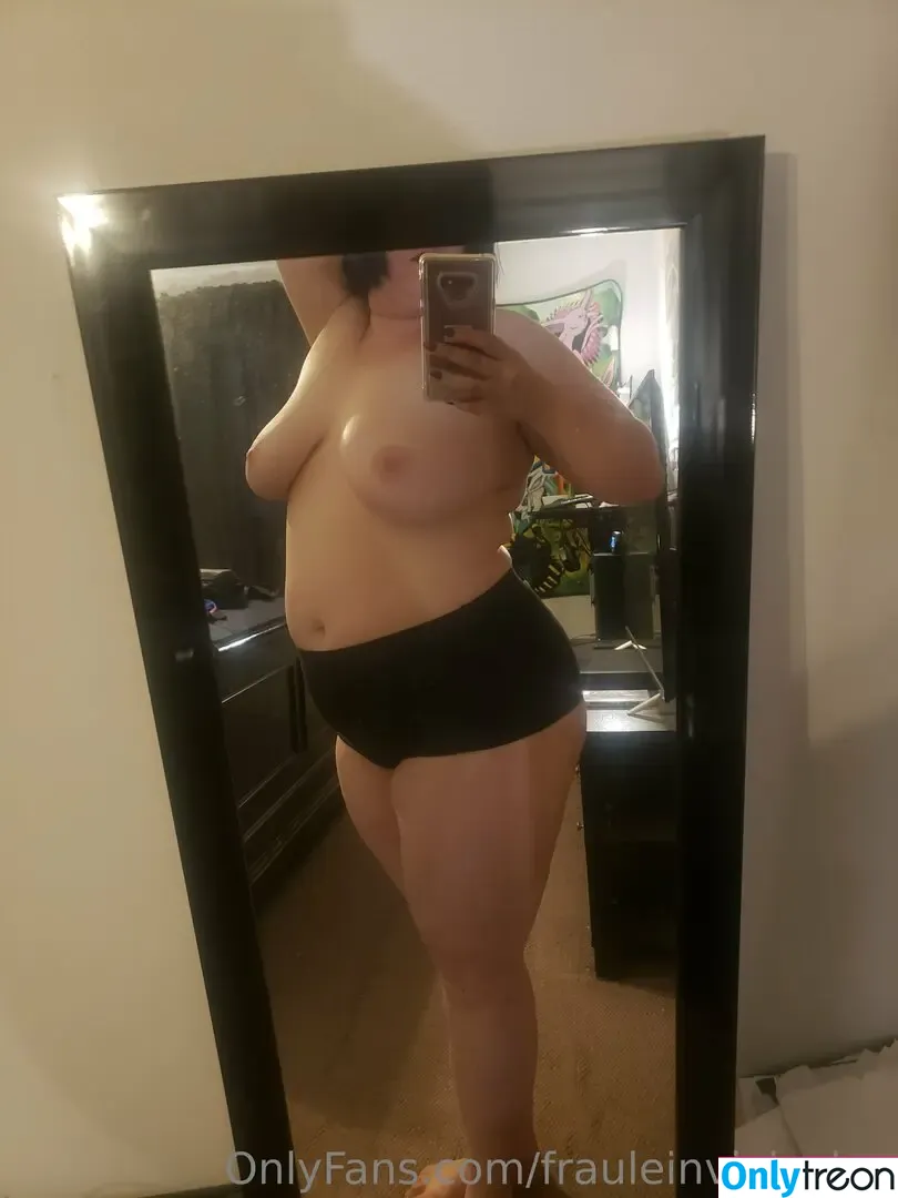 frauleinvivicalee nude photo #0049 (fraeulein_liebesklee)