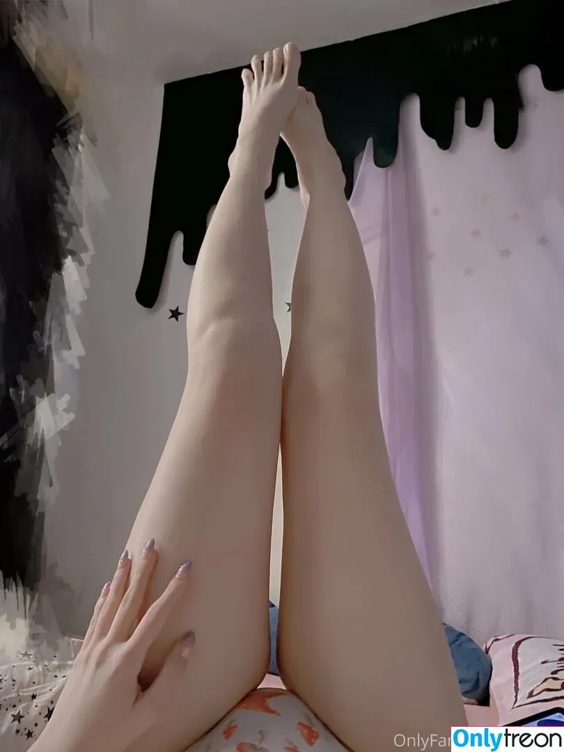 Fraurin nude photo #0103 (Fraudopamine / captorcat)