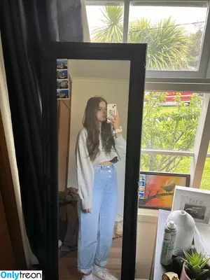 frayedboots / Lana / Lulu lana.babyx / lana.babyx / lovelylottielou nude photo #0042