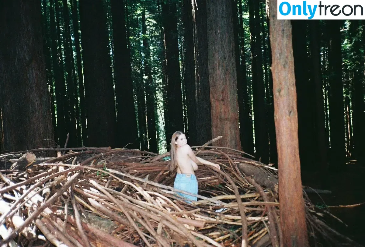 frayedboots nude photo #0057 (Lana / Lulu lana.babyx / lana.babyx / lovelylottielou)