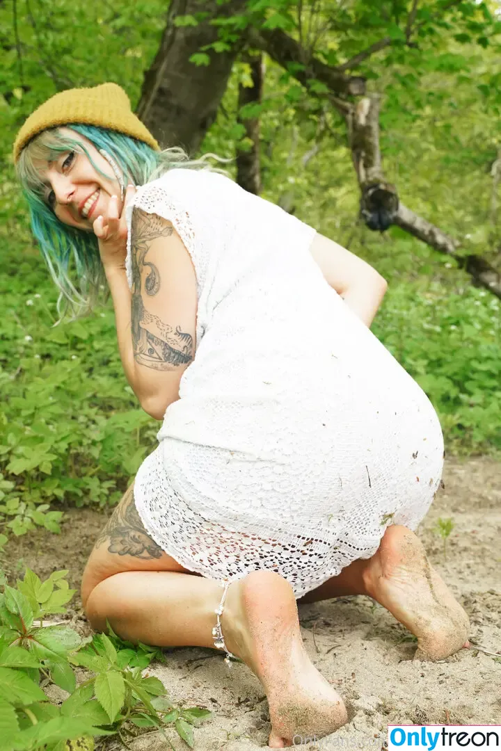 freakyfjonda голая photo #0662 (freakyfjondaxxx / freakyfreda)