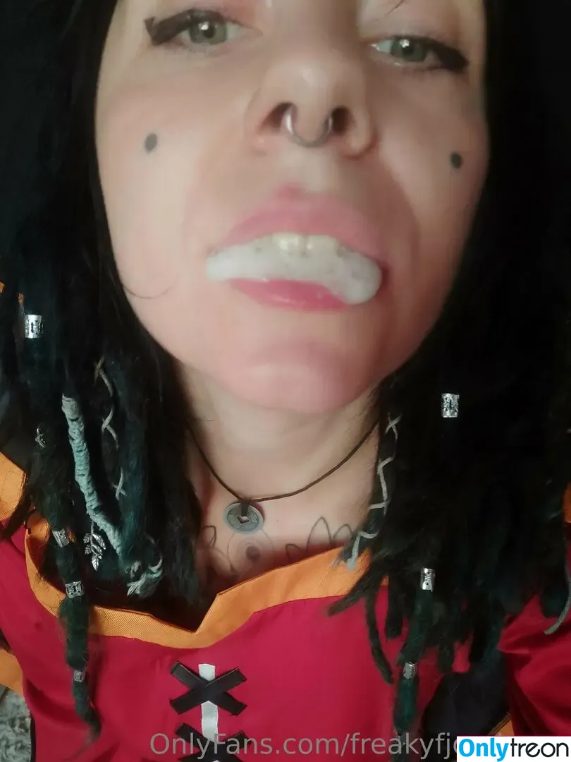 freakyfjonda nude photo #0798 (freakyfjondaxxx / freakyfreda)