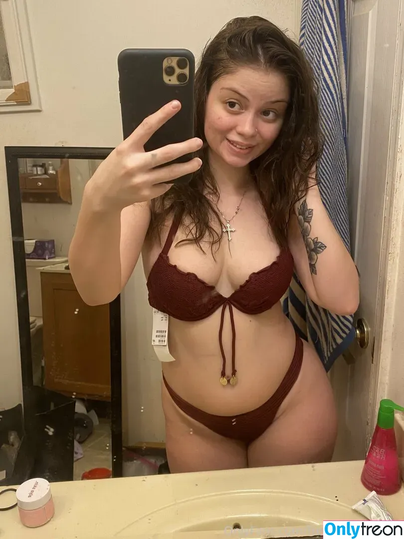 freebaddieebabe голая photo #0200 (freebaddieebabe)