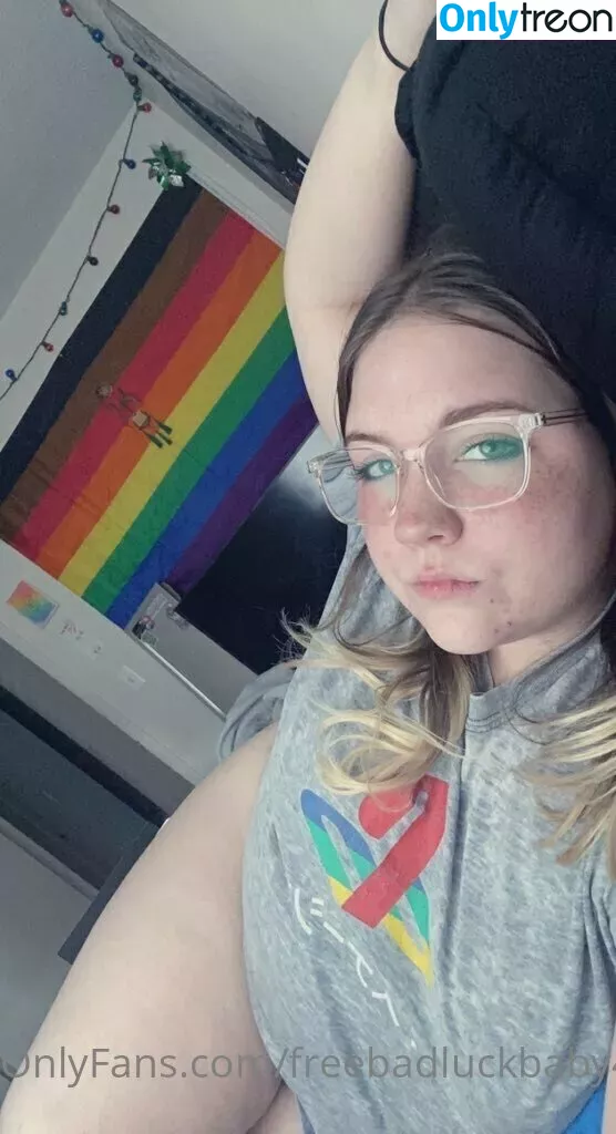freebadluckbaby420 nude photo #0069 (freebadluckbaby420)