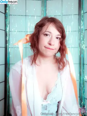 freefancycham / fokesnextdoor nude photo #0043
