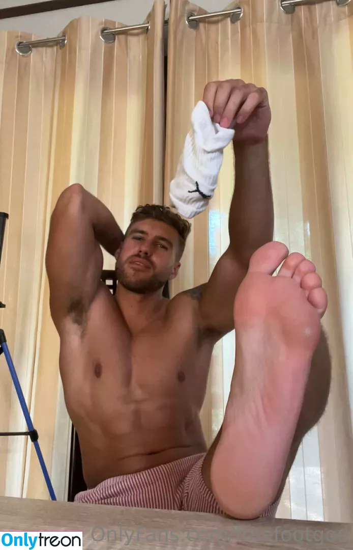 freefootgod голая photo #0019 (freethegod_)