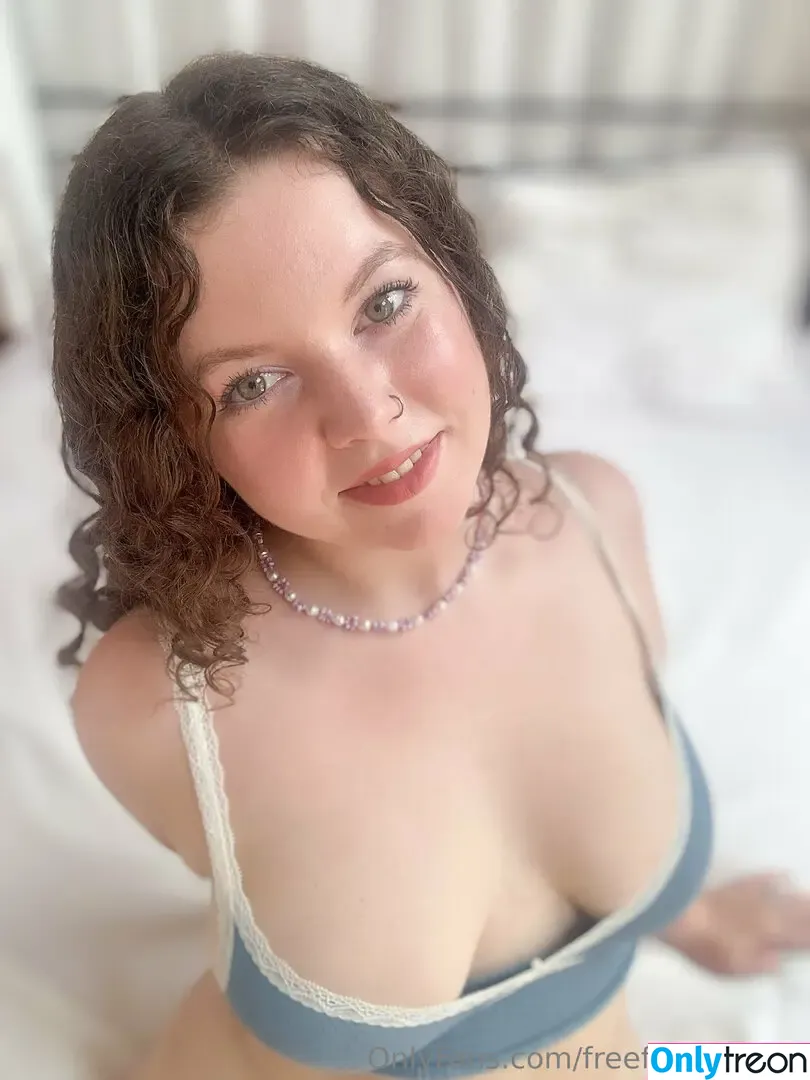 freefriskyfaerie голая photo #0020 (friskyfaerie)