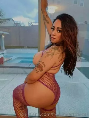 freeiiheartthazel / theejerglove nude photo #0046