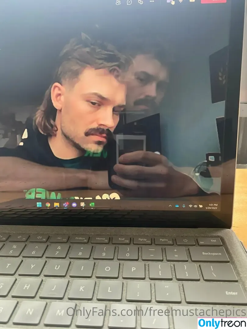 freemustachepics голая photo #0002 (anthonyperry133)