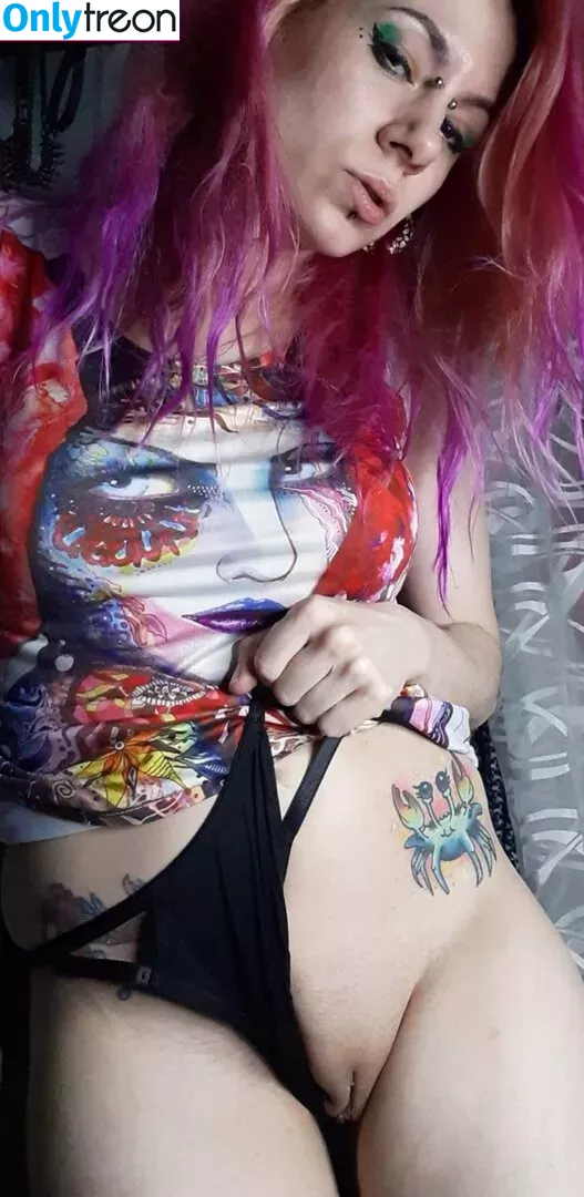 freetheo0pepper0o nude photo #0021 (myanicole_x0)