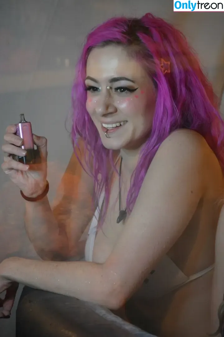 freetheo0pepper0o nude photo #0115 (myanicole_x0)