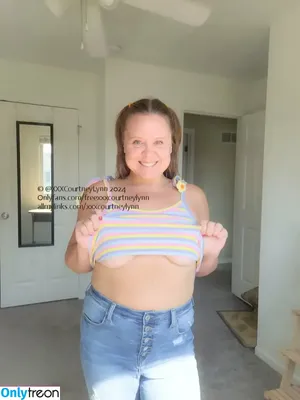 freexxxcourtneylynn / itscourtneyhellen nude photo #0090