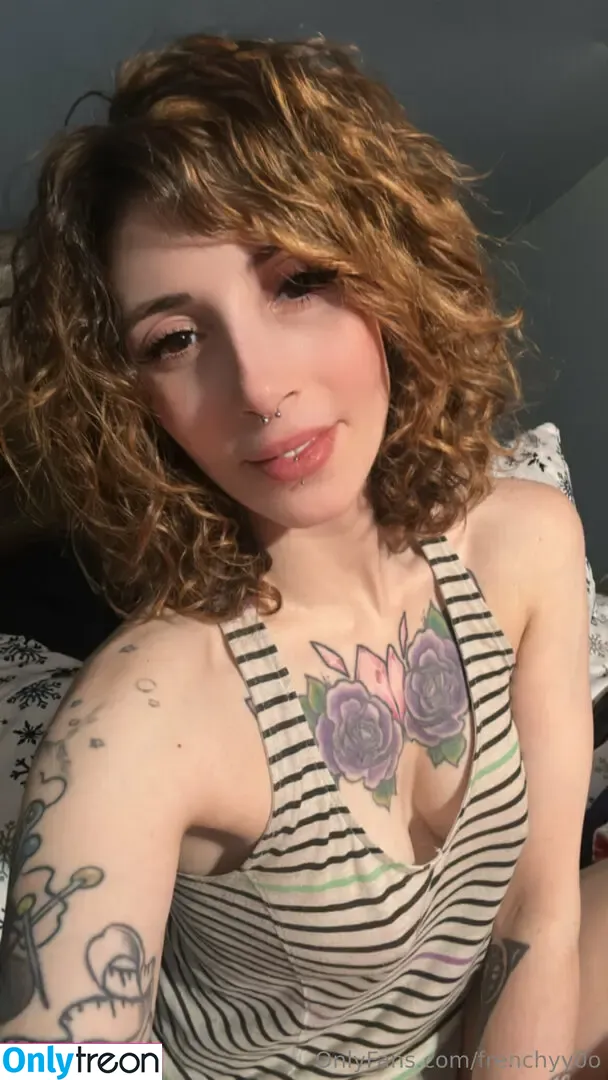frenchyy0o nude photo #0033 (frenchyy0o)