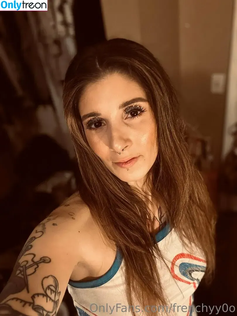frenchyy0o nude photo #0051 (frenchyy0o)