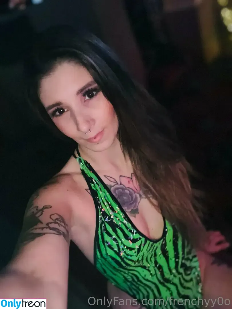 frenchyy0o nude photo #0060 (frenchyy0o)