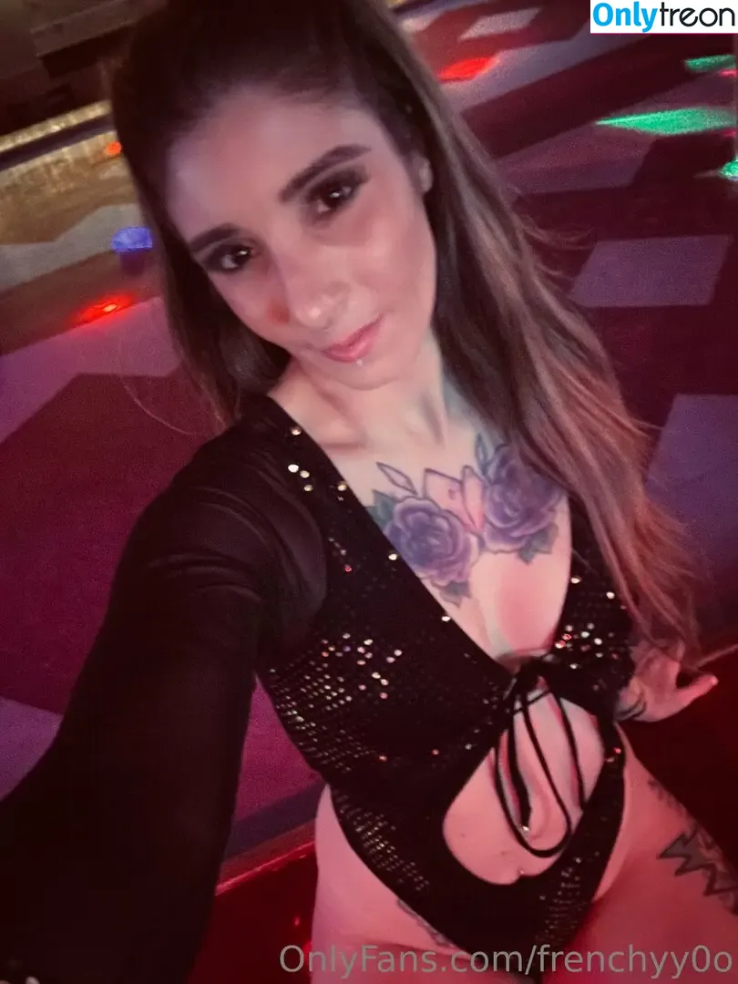 frenchyy0o nude photo #0066 (frenchyy0o)