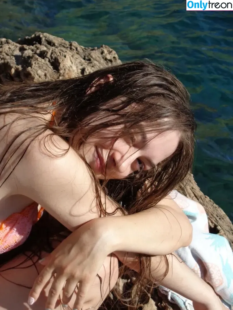 frend_baby nude photo #0254 (Maybe Baby)