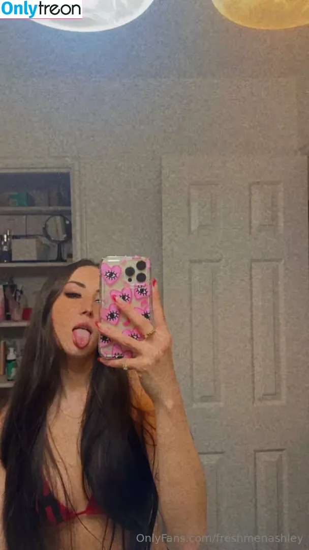 freshmenashley nude photo #1238 (heyitsmenashly)