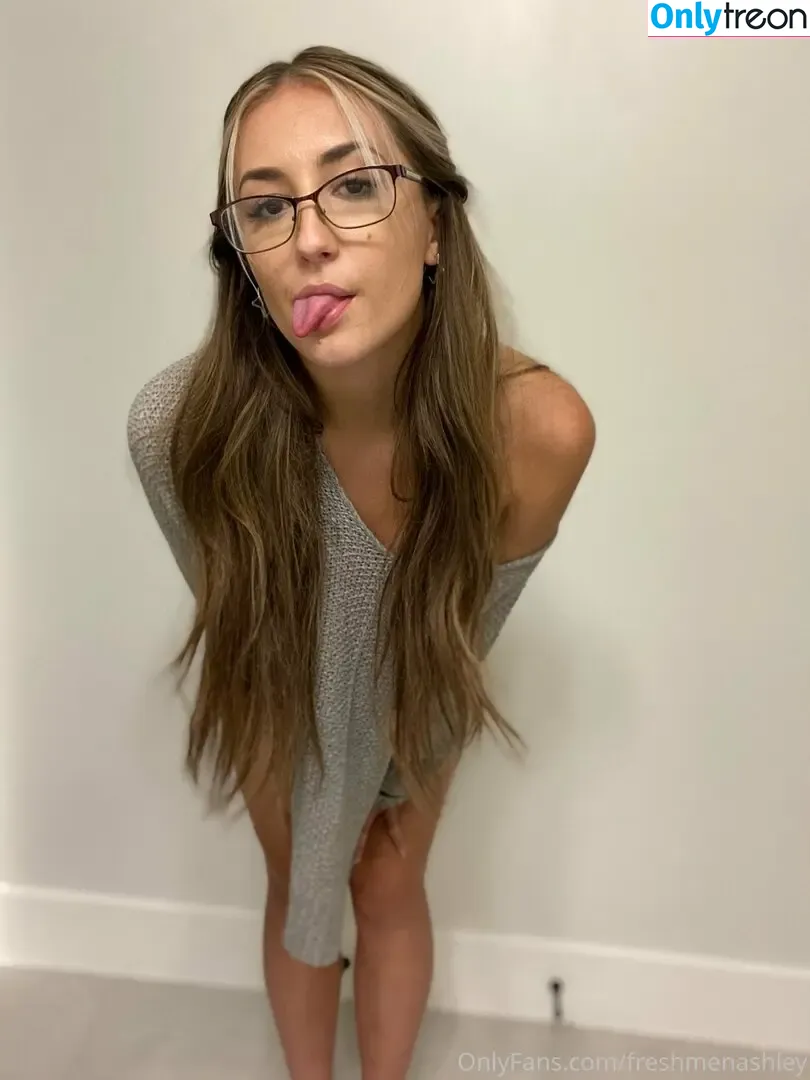 freshmenashley nude photo #1541 (heyitsmenashly)