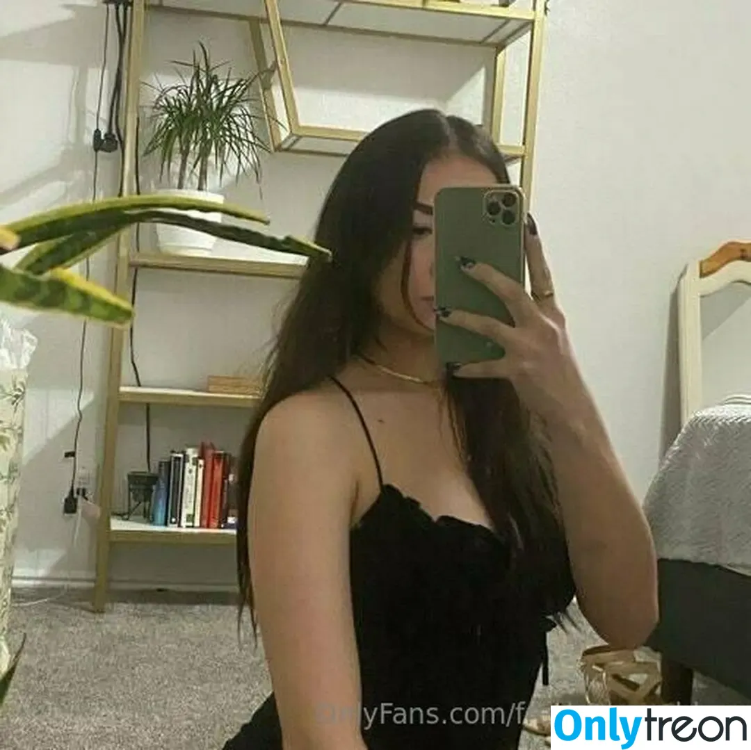 freshmenashley nude photo #1724 (heyitsmenashly)