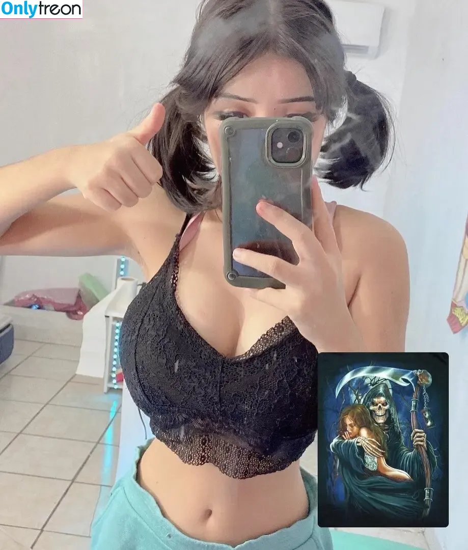 Fretzellita nude photo #0007 (waifuuuff7)