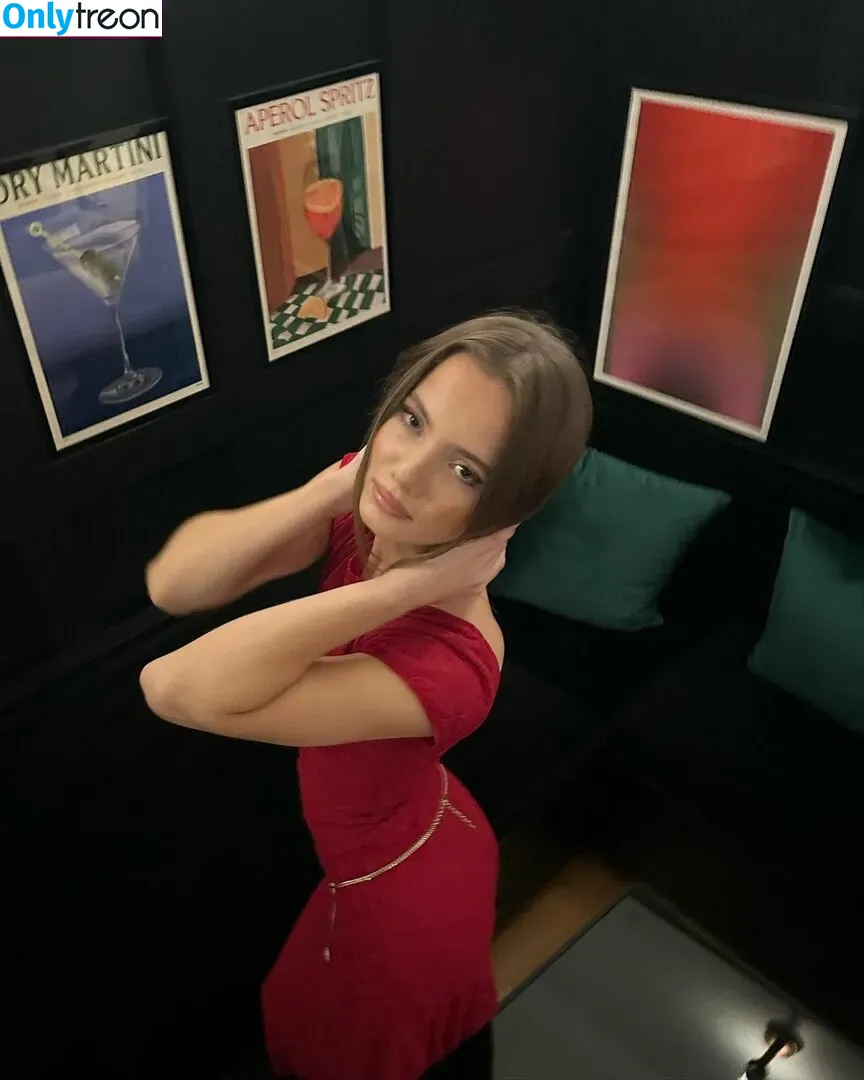 Freya Allan голая photo #0288 (Ciri / freyaallan / freyaallann)