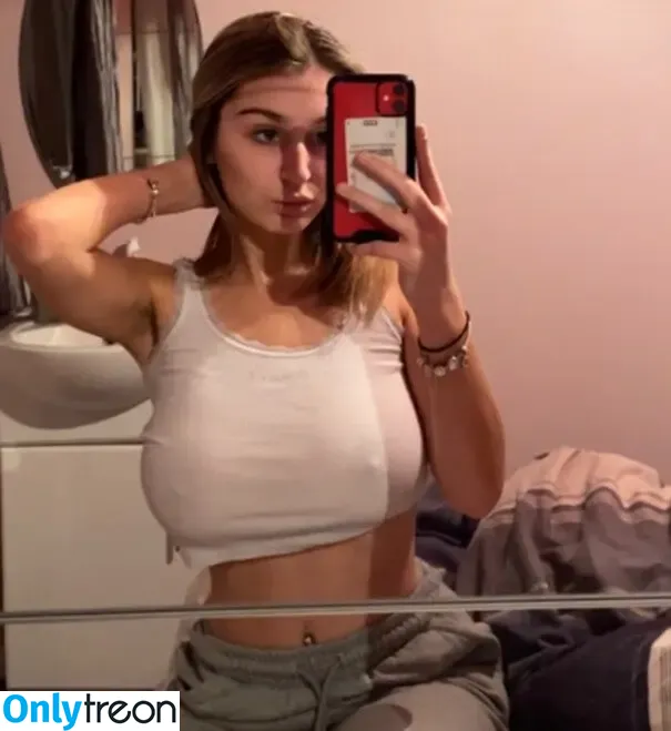 Freya nude photo #0032 ( / Moon_Chick / f.freya_ / freya_live / freya_uncensored)