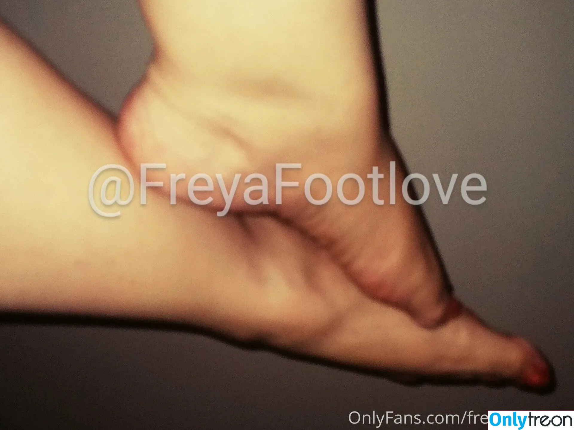 freyafootlove голая photo #0063 (mynaturaltoes)