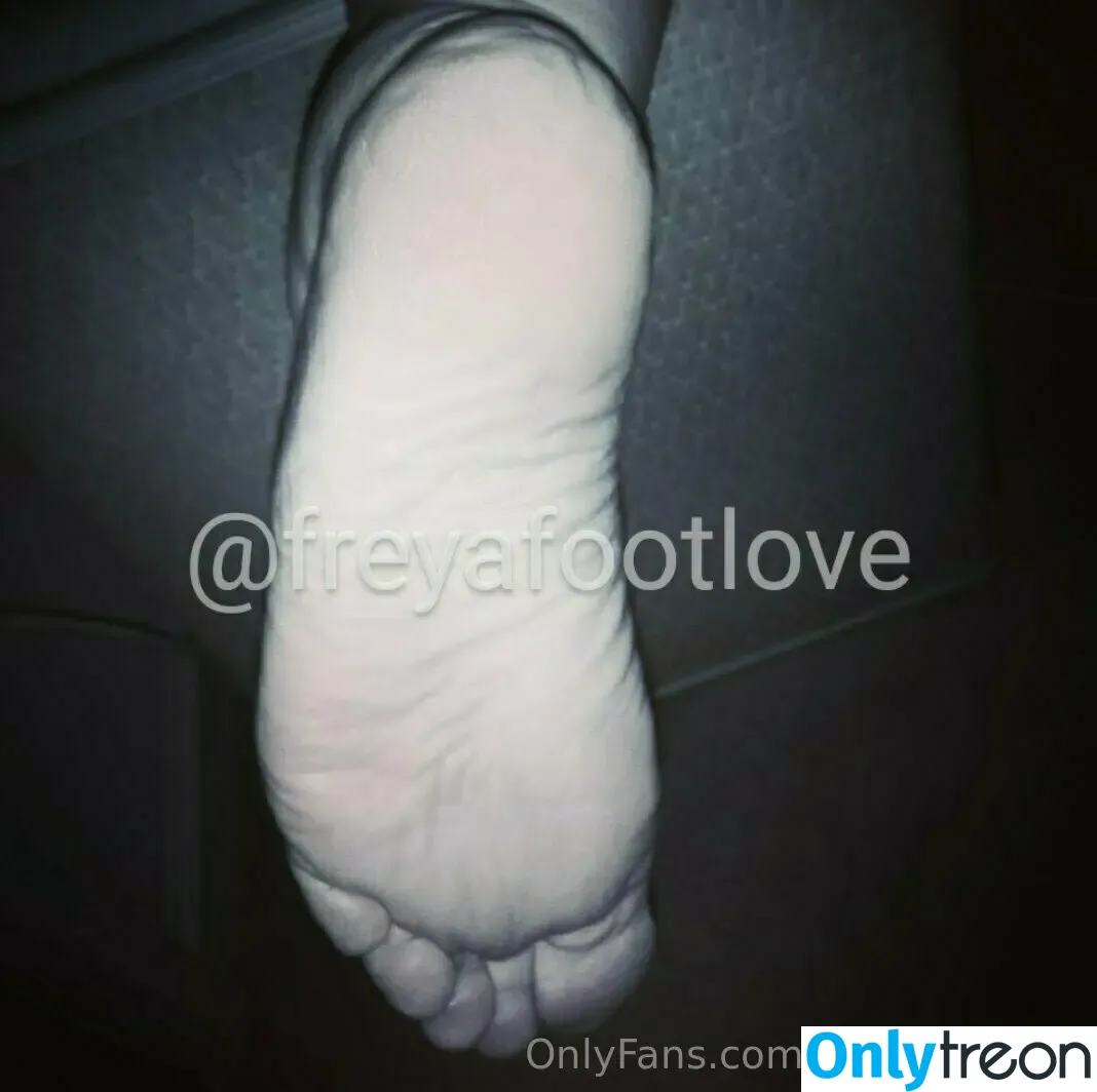 freyafootlove nude photo #0096 (mynaturaltoes)