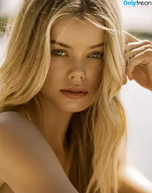Frida Aasen / frida_aasen фото голая #0838