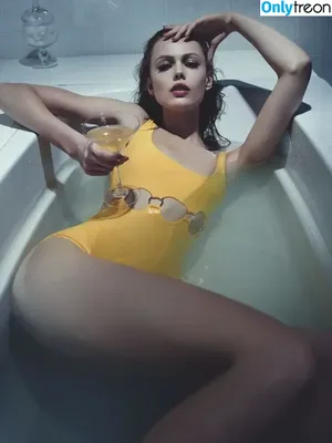 Frida Gustavsson / fridagustavsson nude photo #0048