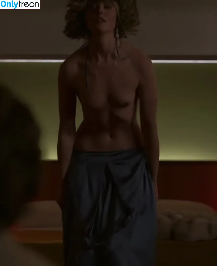 Frida Gustavsson nude photo #0001 (fridagustavsson)