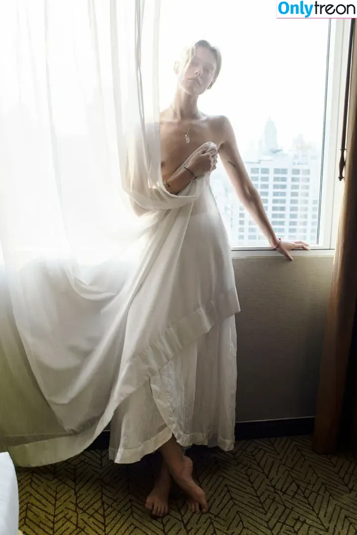 Frida Gustavsson nude photo #0019 (fridagustavsson)